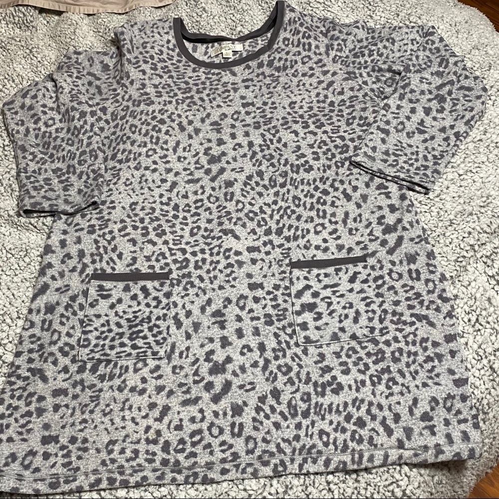 🌸 EUC SLIP OVER BATHROBE HOUSE COAT SLEEP SHIRT